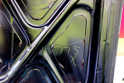 marking on vehicle