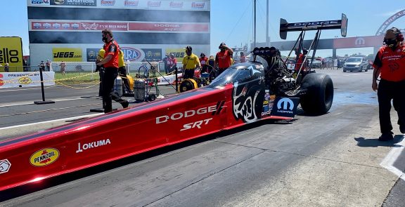 DSR Crews &#038; Drivers Working Hard to Bring Home the Win