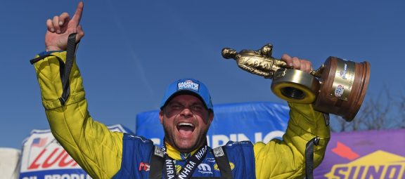 Dominant Performance by Mopar<sub class="realign subscript">®</sub> Dodge Charger SRT<sup class="realign superscript">®</sup> Hellcat as Hagan Wins NHRA Midwest Nationals and Powers to Funny Car Championship Lead