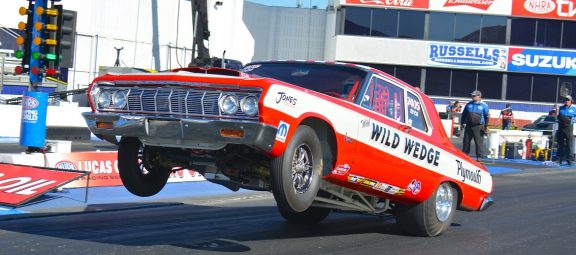 Mopar<sub>®</sub> Machines Pound the Pavement at Pomona