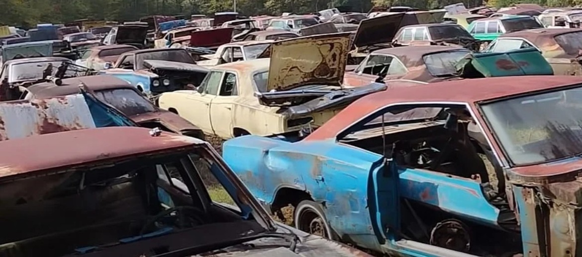 MoparGoldmine_Feature.jpg