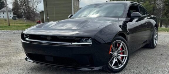 Next-Level Muscle: Why the 2025 Dodge Charger EV Impresses EV Fans