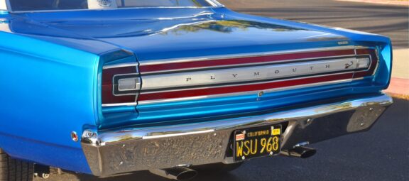 1-OF-108 1968 HEMI<sup>®</sup> Hardtop Road Runner!