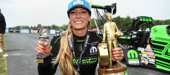 Leah Pruett Returning to NHRA Top Fuel Competition in 2026 With Tony Stewart Racing