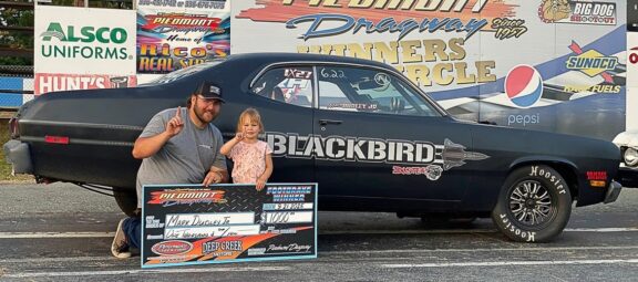 Bracket Slayer – Mark Dudley Jr.’s Gen III HEMI<sup class="realign superscript">®</sup> Duster Dials In and Stands Out