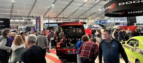 Dodge Returns to Barrett-Jackson Scottsdale with High-Octane Action