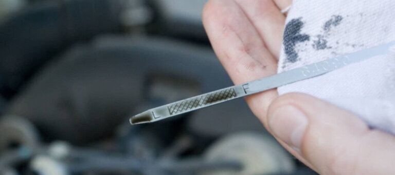 How to Check Your Oil image