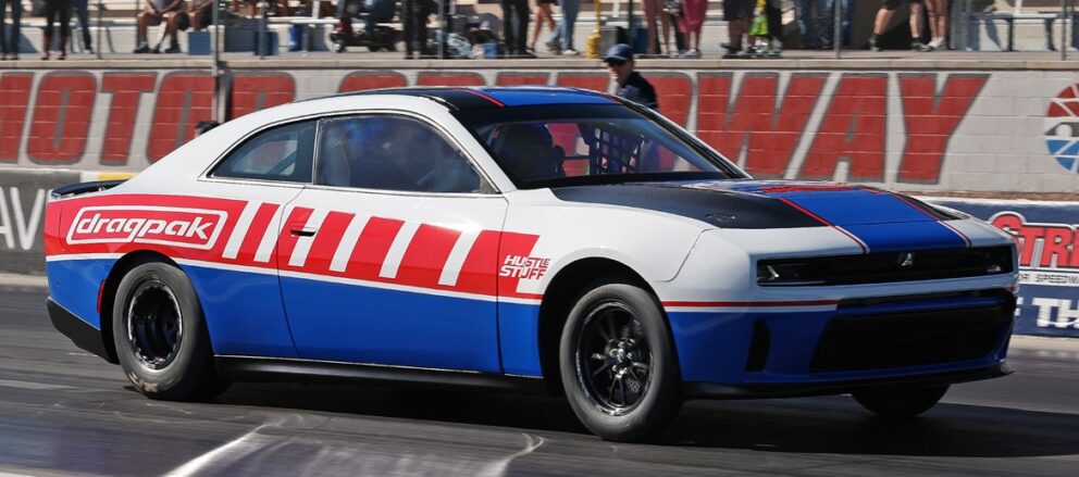 Two-time FSS Champion Mark Pawuk Debuts All-new Dodge Charger Hustle Stuff Drag Pak; SIXPACK-powered Dodge Charger Thrill Rides Fuel Up For NHRA Gatornationalsimage