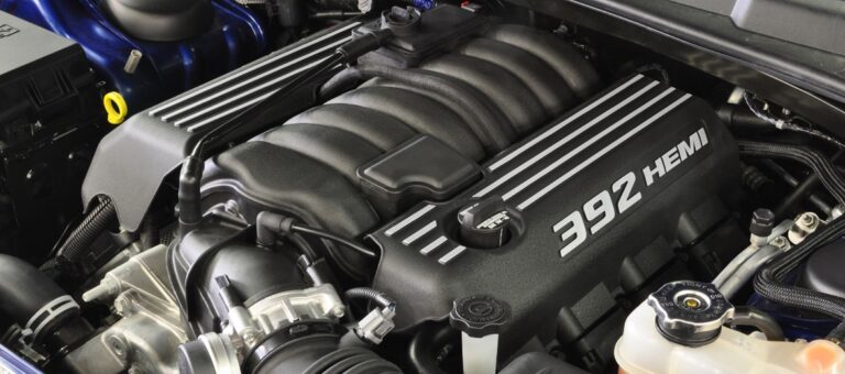 Gen III HEMI<sup class="realign superscript">&reg;</sup> Engine Quick Reference Guide Part IV (Updated): High-Output, Race-Ready and Modern Performance HEMI Engines image