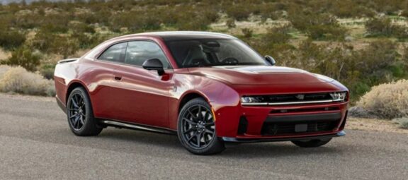 SIXPACK Power, Modern Muscle: 2026 Dodge Charger Scat Pack Delivers 550 HP with All-Weather Attitude
